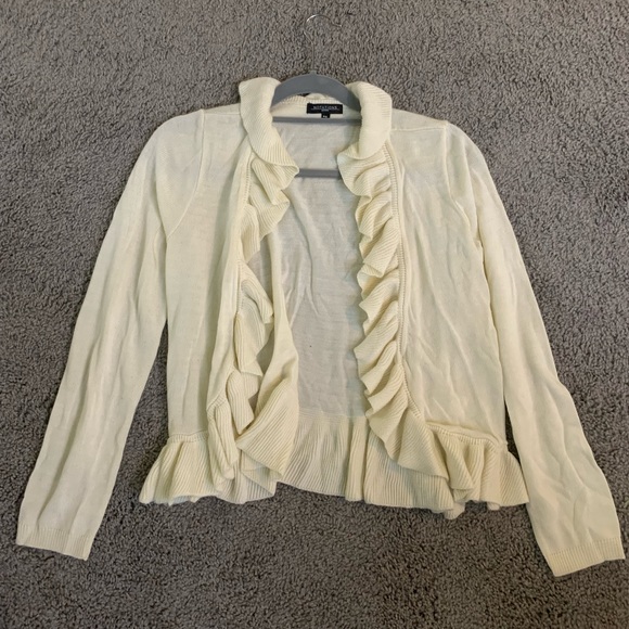 NOTATIONS PETITE-Size Petite M-White Knit Ruffle Sweater Cardigan-Like New - Picture 1 of 3